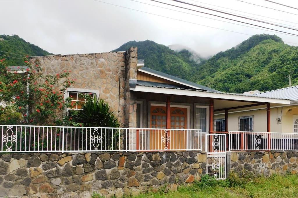 Tropical Home Oasis Soufrière Buitenkant foto