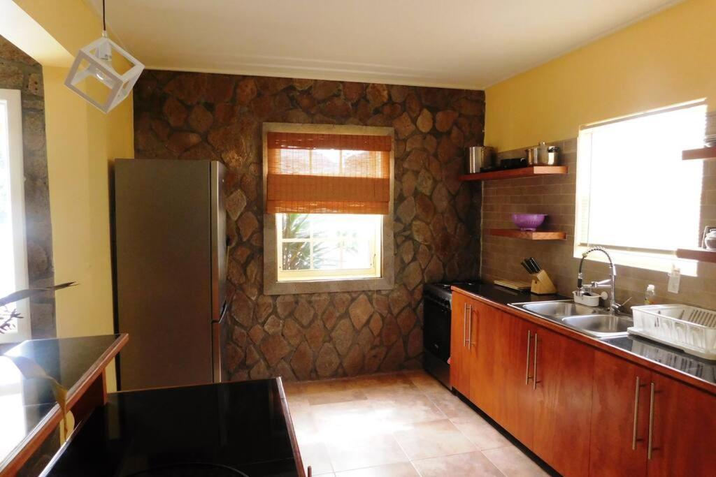 Tropical Home Oasis Soufrière Buitenkant foto